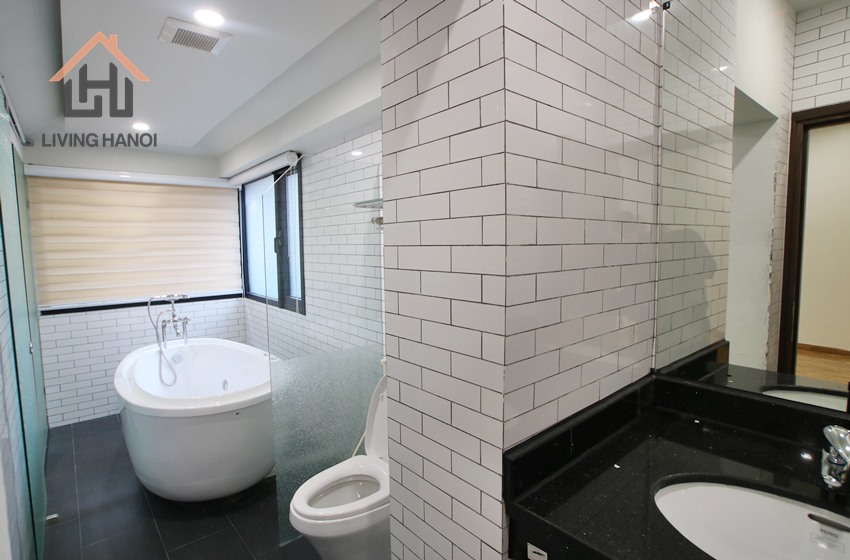 Luxury and spacious three bedroom apartment for rent in Xuan Dieu, Tay Ho, Hanoi Luxury and spacious three bedroom apartment for rent in Xuan Dieu, Tay Ho, Hanoi