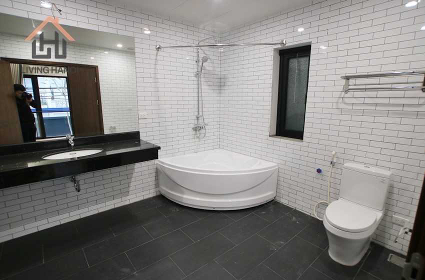 Luxury and spacious three bedroom apartment for rent in Xuan Dieu, Tay Ho, Hanoi Luxury and spacious three bedroom apartment for rent in Xuan Dieu, Tay Ho, Hanoi