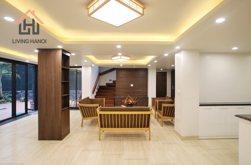 Luxury and spacious three bedroom apartment for rent in Xuan Dieu, Tay Ho, Hanoi Luxury and spacious three bedroom apartment for rent in Xuan Dieu, Tay Ho, Hanoi