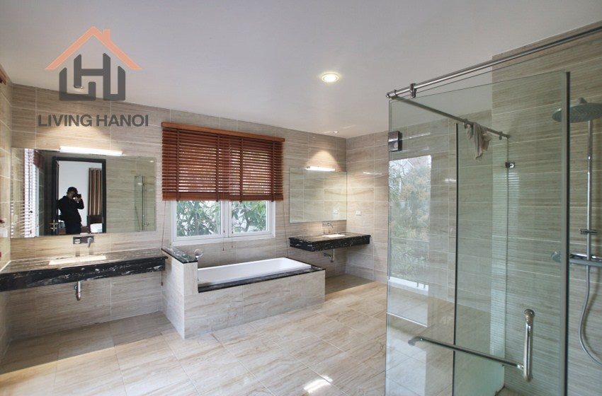 Modern villa for rent in Vinhomes Riverside, Long Bien District, Hanoi. Modern villa for rent in Vinhomes Riverside, Long Bien District, Hanoi.