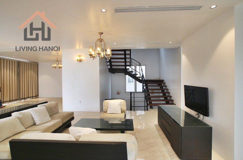 Modern villa for rent in Vinhomes Riverside, Long Bien District, Hanoi. Modern villa for rent in Vinhomes Riverside, Long Bien District, Hanoi.