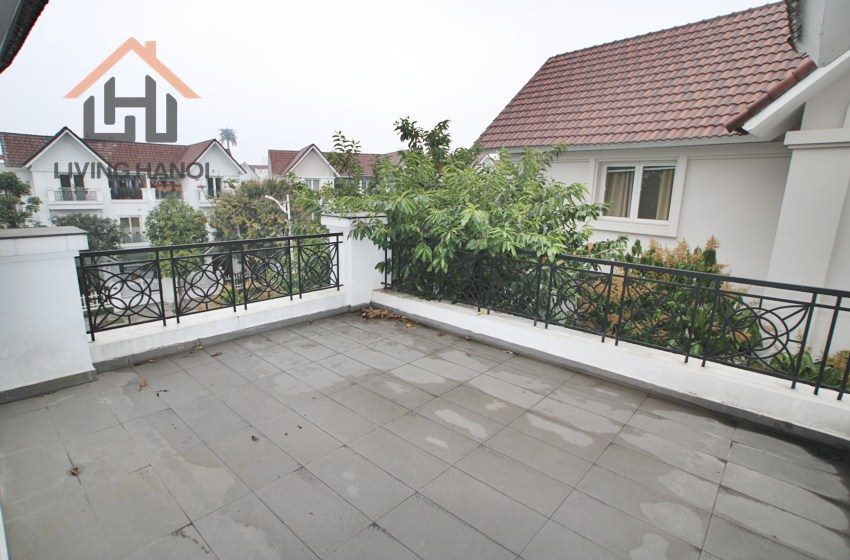 Modern villa for rent in Vinhomes Riverside, Long Bien District, Hanoi. Modern villa for rent in Vinhomes Riverside, Long Bien District, Hanoi.