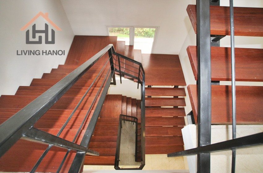 Modern villa for rent in Vinhomes Riverside, Long Bien District, Hanoi. Modern villa for rent in Vinhomes Riverside, Long Bien District, Hanoi.