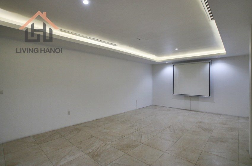 Modern villa for rent in Vinhomes Riverside, Long Bien District, Hanoi. Modern villa for rent in Vinhomes Riverside, Long Bien District, Hanoi.