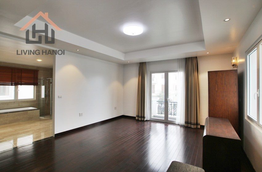 Modern villa for rent in Vinhomes Riverside, Long Bien District, Hanoi. Modern villa for rent in Vinhomes Riverside, Long Bien District, Hanoi.