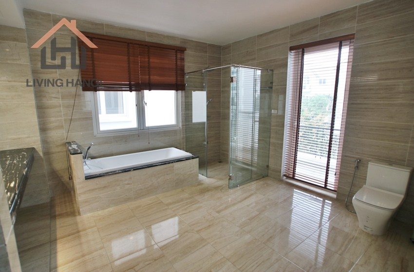 Modern villa for rent in Vinhomes Riverside, Long Bien District, Hanoi. Modern villa for rent in Vinhomes Riverside, Long Bien District, Hanoi.