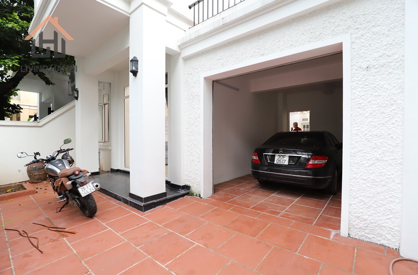 Near New!! Spacious, Villa Available Now ! Price Reduced!!! in Ciputra Near New!! Spacious, Villa Available Now ! Price Reduced!!! in Ciputra