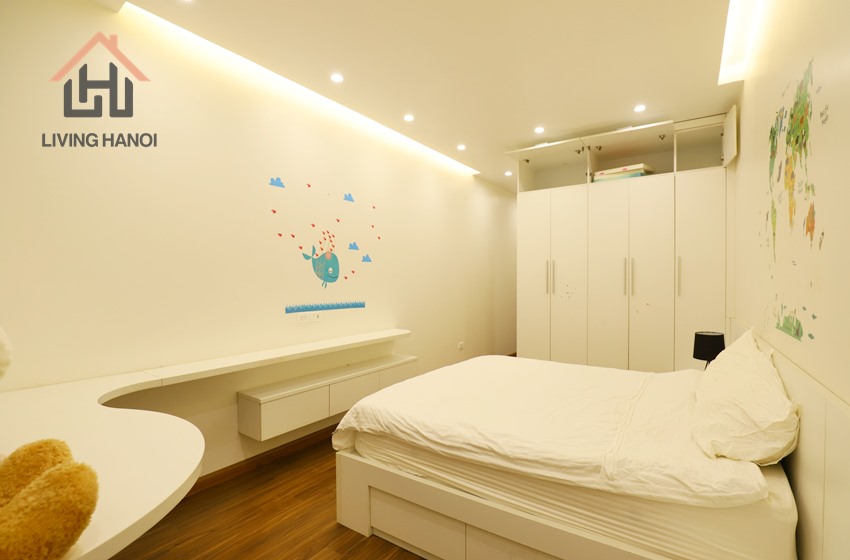 Neat and Tidy Renovated 2 bedroom unit for rent in Tay Ho Neat and Tidy Renovated 2 bedroom unit for rent in Tay Ho