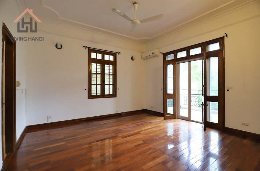 New villa for rent with yard for rent in To Ngoc Van, Hanoi New villa for rent with yard for rent in To Ngoc Van, Hanoi