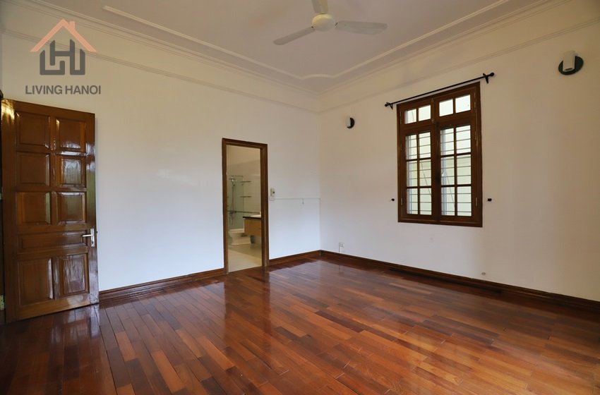 New villa for rent with yard for rent in To Ngoc Van, Hanoi New villa for rent with yard for rent in To Ngoc Van, Hanoi