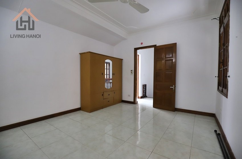 New villa for rent with yard for rent in To Ngoc Van, Hanoi New villa for rent with yard for rent in To Ngoc Van, Hanoi