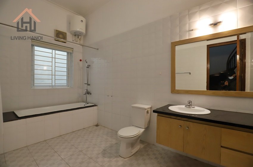 New villa for rent with yard for rent in To Ngoc Van, Hanoi New villa for rent with yard for rent in To Ngoc Van, Hanoi