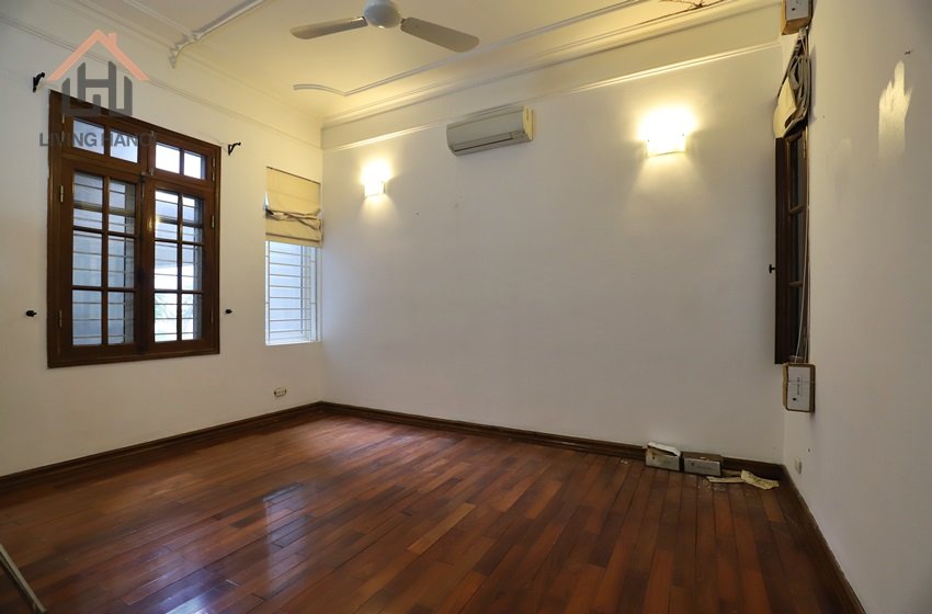 New villa for rent with yard for rent in To Ngoc Van, Hanoi New villa for rent with yard for rent in To Ngoc Van, Hanoi