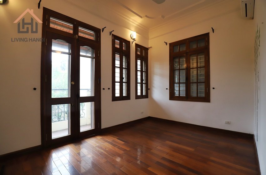 New villa for rent with yard for rent in To Ngoc Van, Hanoi New villa for rent with yard for rent in To Ngoc Van, Hanoi