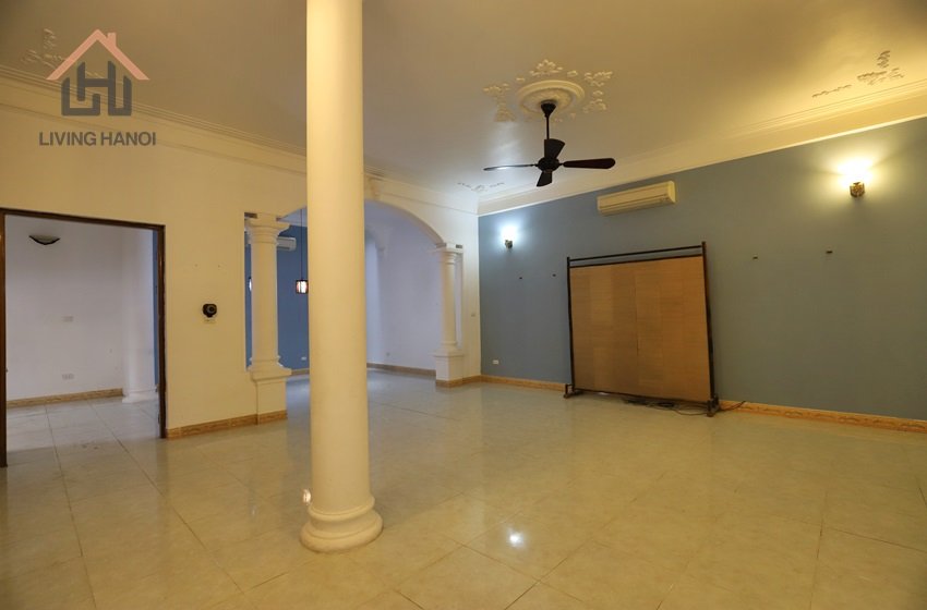 New villa for rent with yard for rent in To Ngoc Van, Hanoi New villa for rent with yard for rent in To Ngoc Van, Hanoi