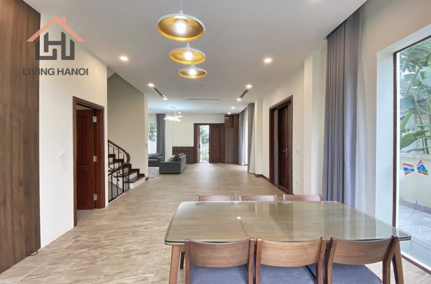 Nice 04 bedroom house for rent in Vinhomes Riverside, Long Bien, Hanoi Nice 04 bedroom house for rent in Vinhomes Riverside, Long Bien, Hanoi