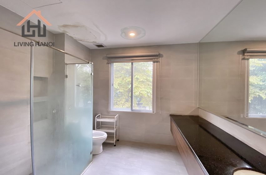 Nice 04 bedroom house for rent in Vinhomes Riverside, Long Bien, Hanoi Nice 04 bedroom house for rent in Vinhomes Riverside, Long Bien, Hanoi