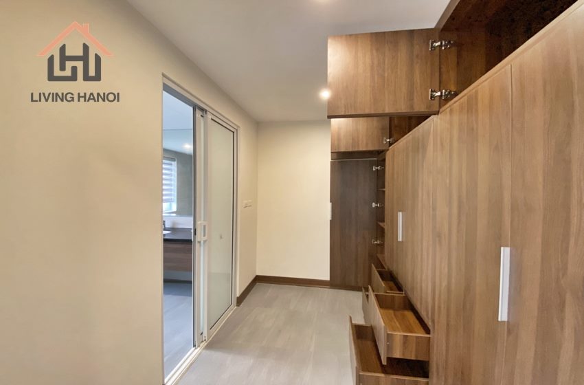 Nice 04 bedroom house for rent in Vinhomes Riverside, Long Bien, Hanoi Nice 04 bedroom house for rent in Vinhomes Riverside, Long Bien, Hanoi