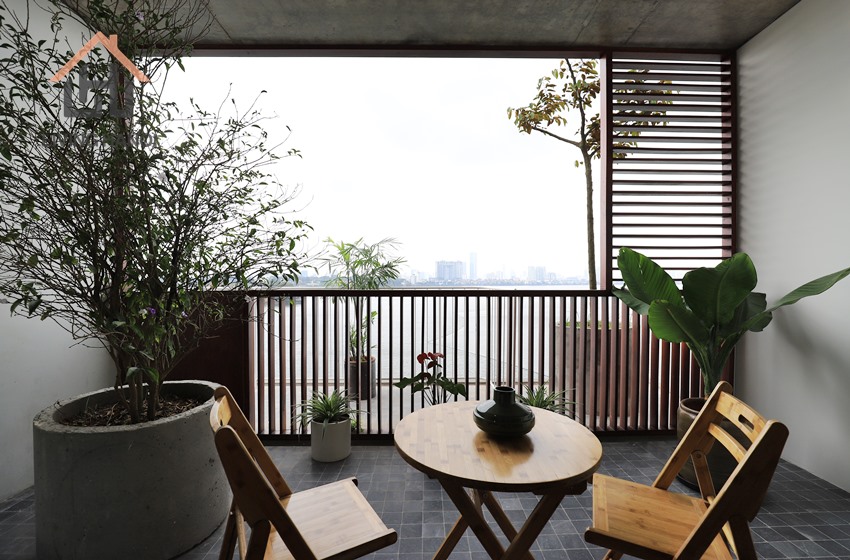 Nice 3 bedroom serviced apartment for rent in Tay Ho, Hanoi Nice 3 bedroom serviced apartment for rent in Tay Ho, Hanoi