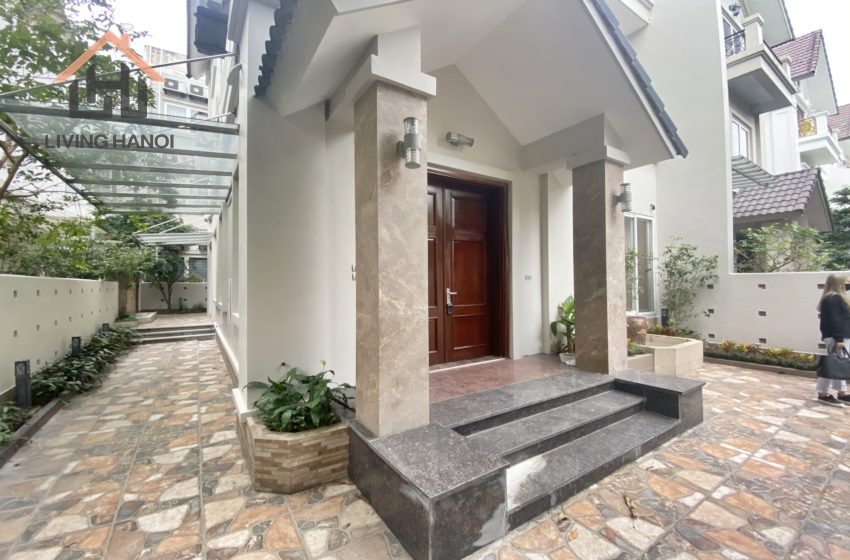 Nice 4 bedroom house for rent in Vinhomes Riverside, Long Bien Nice 4 bedroom house for rent in Vinhomes Riverside, Long Bien