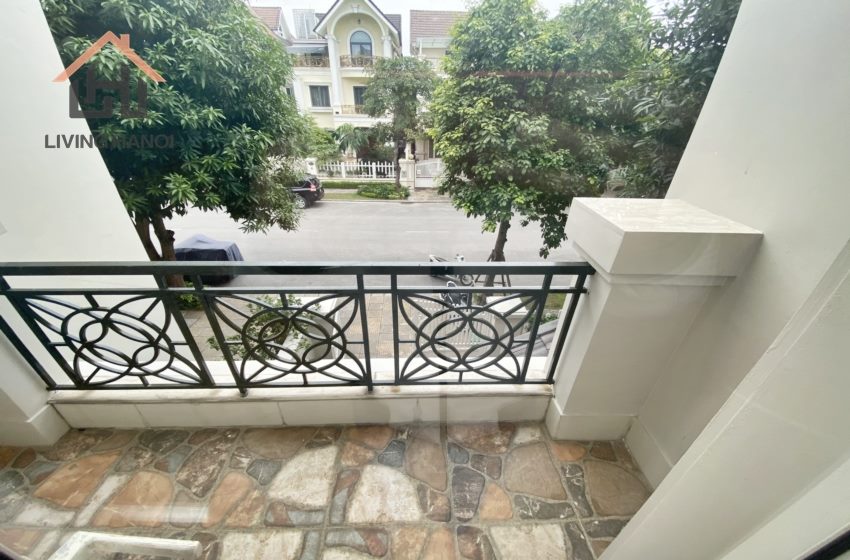 Nice 4 bedroom house for rent in Vinhomes Riverside, Long Bien Nice 4 bedroom house for rent in Vinhomes Riverside, Long Bien