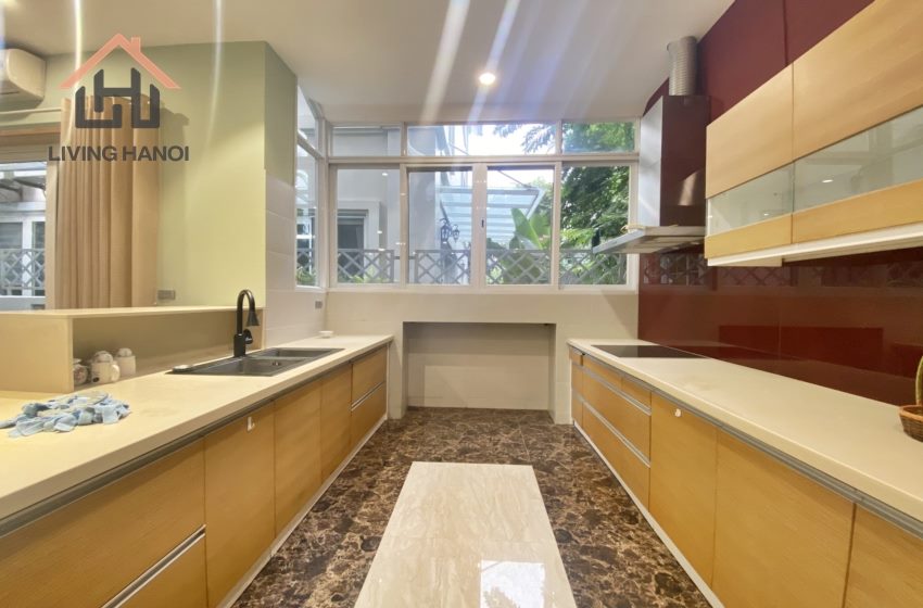 Nice 4 bedroom house for rent in Vinhomes Riverside, Long Bien Nice 4 bedroom house for rent in Vinhomes Riverside, Long Bien