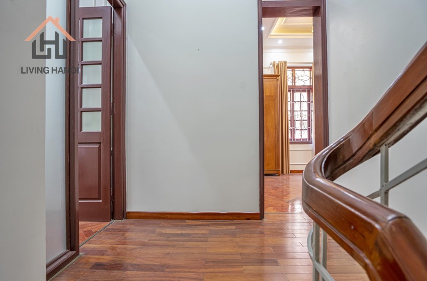 Nice 5 bedroom house for rent in Tay Ho, Hanoi Nice 5 bedroom house for rent in Tay Ho, Hanoi