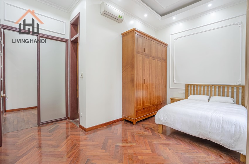 Nice 5 bedroom house for rent in Tay Ho, Hanoi Nice 5 bedroom house for rent in Tay Ho, Hanoi