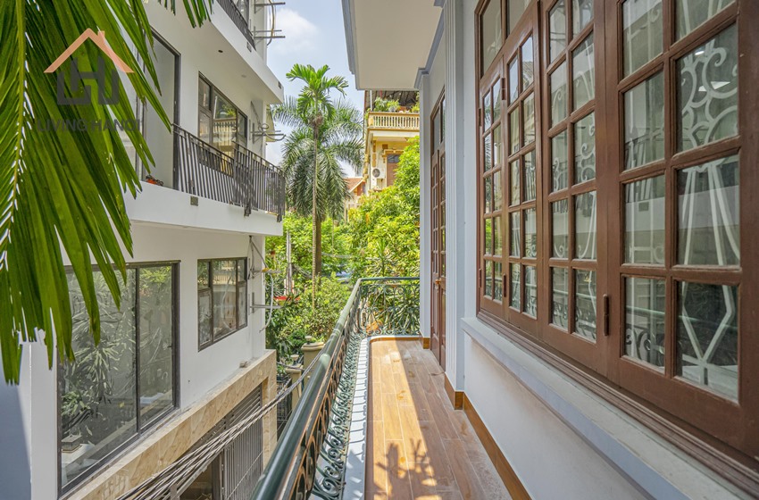 Nice 5 bedroom house for rent in Tay Ho, Hanoi Nice 5 bedroom house for rent in Tay Ho, Hanoi