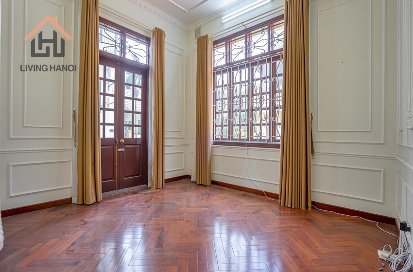 Nice 5 bedroom house for rent in Tay Ho, Hanoi Nice 5 bedroom house for rent in Tay Ho, Hanoi