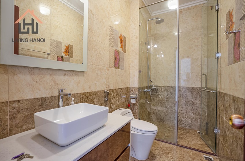 Nice 5 bedroom house for rent in Tay Ho, Hanoi Nice 5 bedroom house for rent in Tay Ho, Hanoi