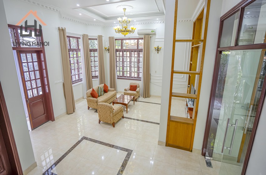 Nice 5 bedroom house for rent in Tay Ho, Hanoi Nice 5 bedroom house for rent in Tay Ho, Hanoi