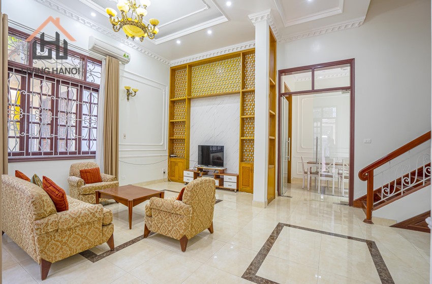 Nice 5 bedroom house for rent in Tay Ho, Hanoi Nice 5 bedroom house for rent in Tay Ho, Hanoi