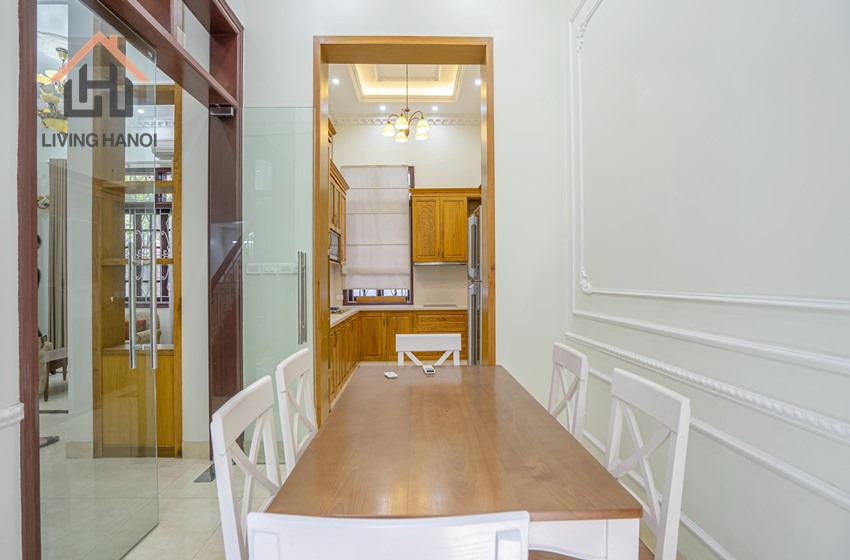 Nice 5 bedroom house for rent in Tay Ho, Hanoi Nice 5 bedroom house for rent in Tay Ho, Hanoi
