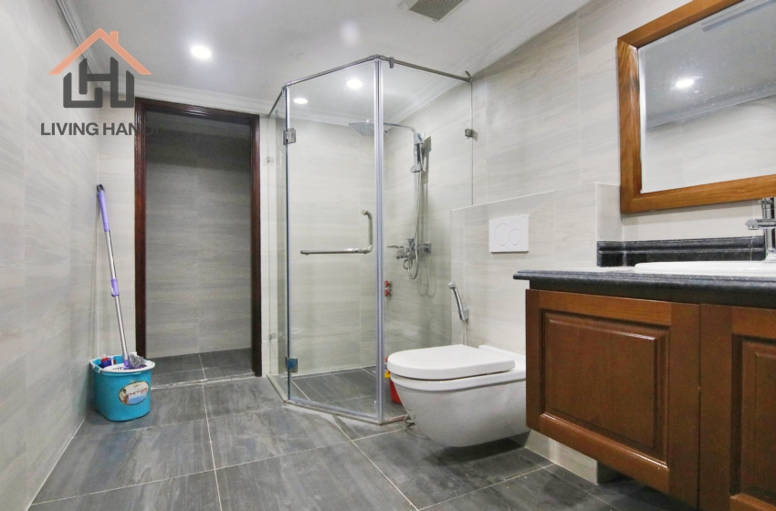 Nice and bright villa with lake view for rent in Vinhome Riverside, Hanoi Nice and bright villa with lake view for rent in Vinhome Riverside, Hanoi