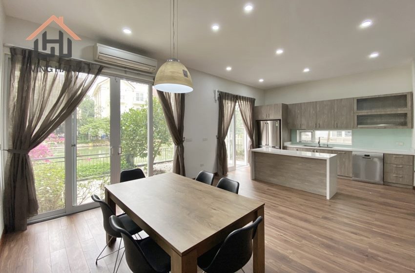 Nice house for rent in Vinhomes Riverside, Hanoi Nice house for rent in Vinhomes Riverside, Hanoi