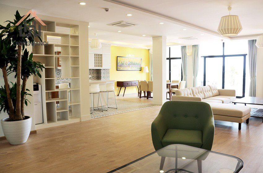 Perfect 04 bedrooms apartment with balcony for rent in Tay Ho Perfect 04 bedrooms apartment with balcony for rent in Tay Ho