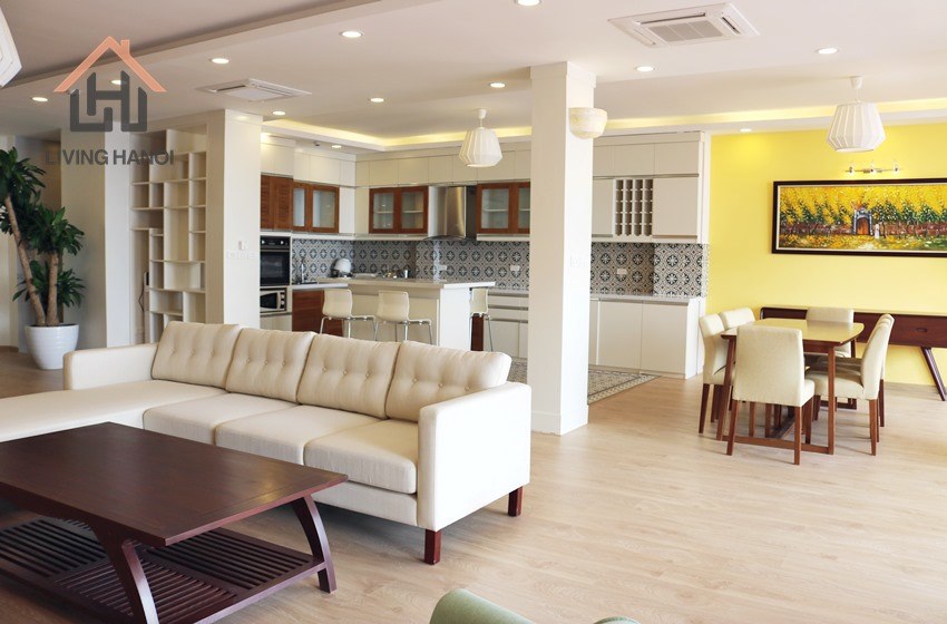 Perfect 04 bedrooms apartment with balcony for rent in Tay Ho Perfect 04 bedrooms apartment with balcony for rent in Tay Ho