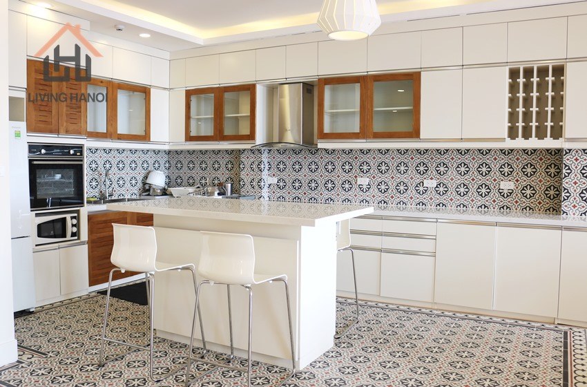 Perfect 04 bedrooms apartment with balcony for rent in Tay Ho Perfect 04 bedrooms apartment with balcony for rent in Tay Ho