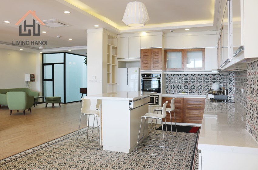 Perfect 04 bedrooms apartment with balcony for rent in Tay Ho Perfect 04 bedrooms apartment with balcony for rent in Tay Ho