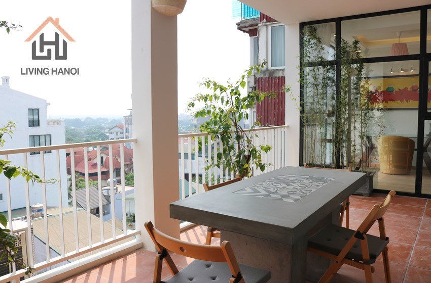 Perfect 04 bedrooms apartment with balcony for rent in Tay Ho Perfect 04 bedrooms apartment with balcony for rent in Tay Ho