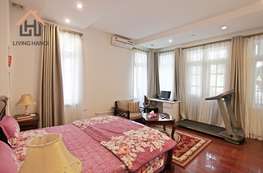 Quality Living in Villa with Fantastic Location Ciputra, Hanoi Quality Living in Villa with Fantastic Location Ciputra, Hanoi