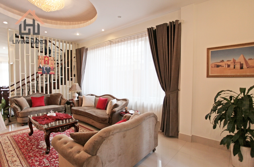 Quality Living in Villa with Fantastic Location Ciputra, Hanoi Quality Living in Villa with Fantastic Location Ciputra, Hanoi
