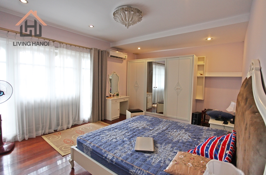 Quality Living in Villa with Fantastic Location Ciputra, Hanoi Quality Living in Villa with Fantastic Location Ciputra, Hanoi