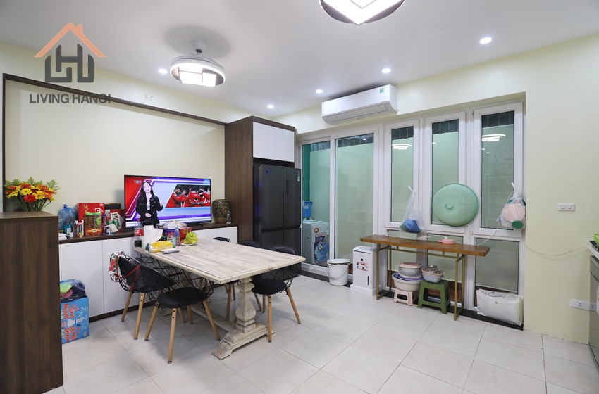 Renovated 5 bedroom apartment for rent in Tay Ho Renovated 5 bedroom apartment for rent in Tay Ho
