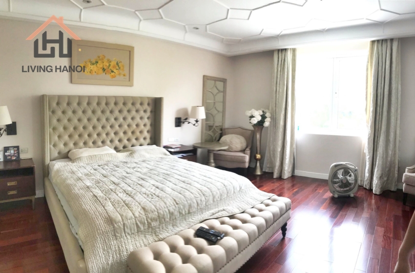 ROMANTIC 05 bedroom Villa for rent in Vinhomes Riverside, Long Bien ROMANTIC 05 bedroom Villa for rent in Vinhomes Riverside, Long Bien
