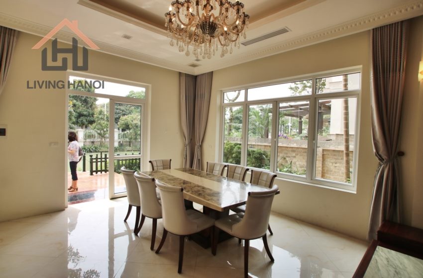 ROMANTIC Luxurious Villa for rent in Vinhomes Riverside, Long Bien ROMANTIC Luxurious Villa for rent in Vinhomes Riverside, Long Bien