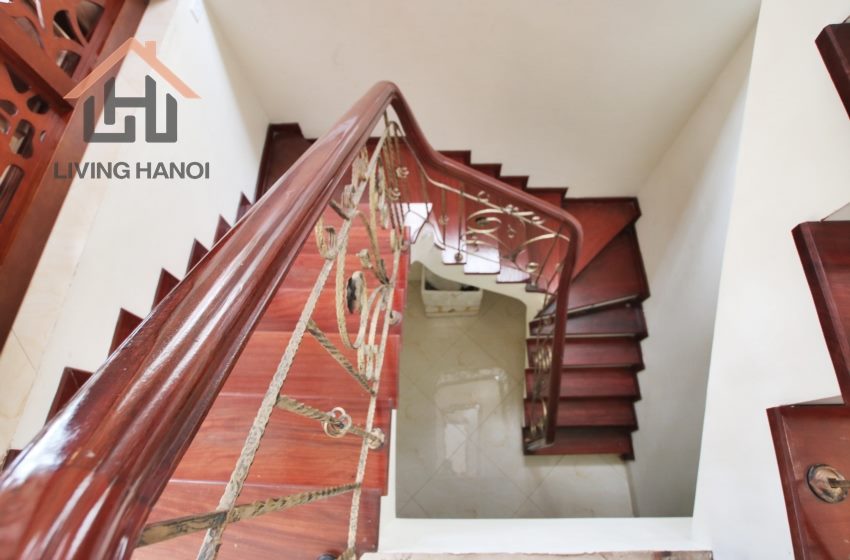ROMANTIC Luxurious Villa for rent in Vinhomes Riverside, Long Bien ROMANTIC Luxurious Villa for rent in Vinhomes Riverside, Long Bien