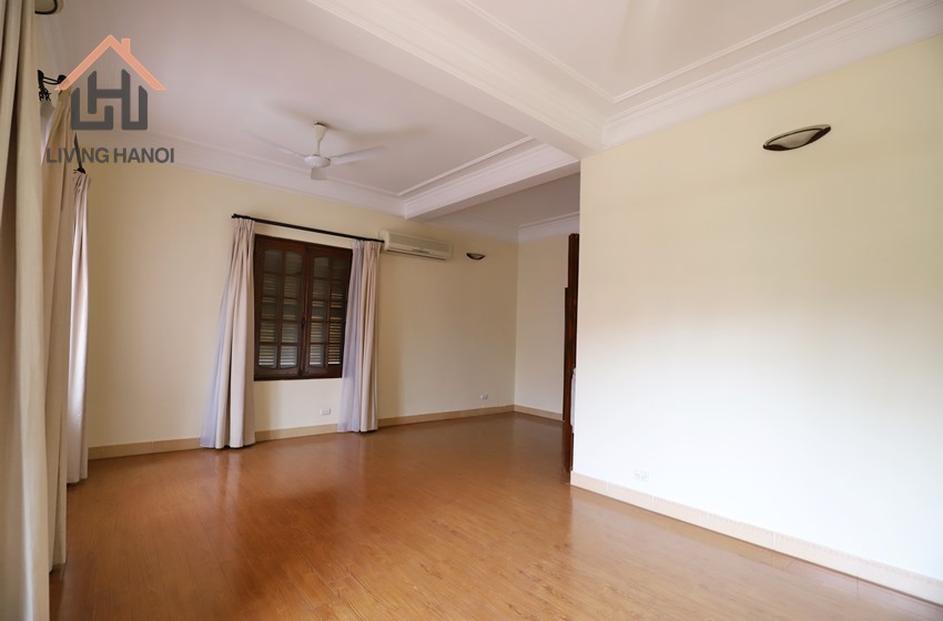 Semi furnished villa with yard for rent in Tay Ho, Hanoi Semi furnished villa with yard for rent in Tay Ho, Hanoi
