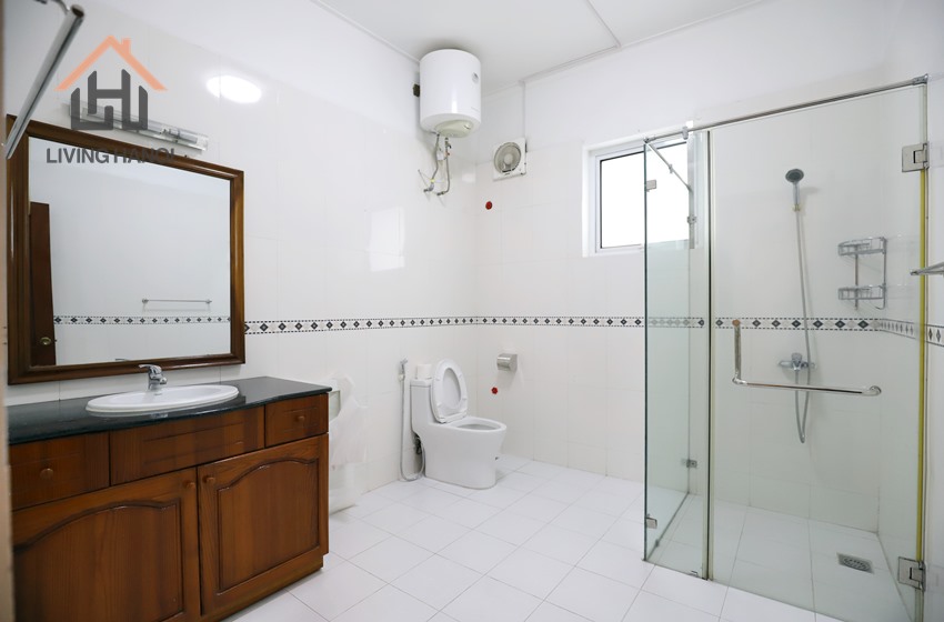 Semi furnished villa with yard for rent in Tay Ho, Hanoi Semi furnished villa with yard for rent in Tay Ho, Hanoi